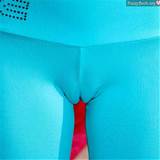 Cameltoe in Tight Pants Nude Female Photo