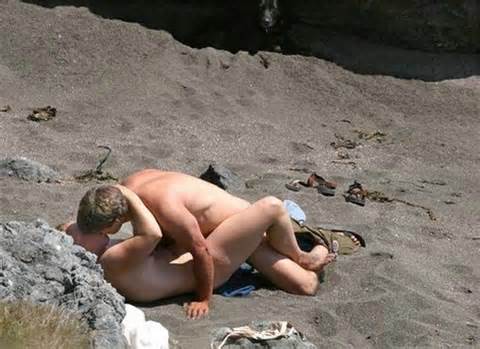 Couple Caught Having Sex On Public Beach Photo Free Mature Homemade