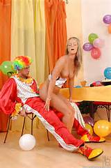 Gallery Cute Teen Trisha Is Getting Fucked By A Clown On Her B Day
