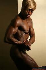 Black Hard Body Female Bodybuilder Roxanne Edwards Is Fully Nude In