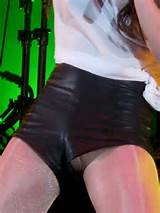 Selena Gomez Leather Shorts Sneak-Peek Upshorts Onstage In London ...