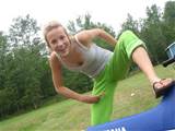 Teens caught peeing 22 Pussy flashing (Picture 16) uploaded by ...