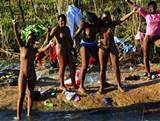 Adventures all around the world: Swazi girls bathing