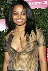 Kyla Pratt premieres her nipple