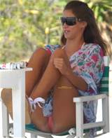 melissa satta pussy slip Melissa Sattas Almost Naked Ass Posed For ...