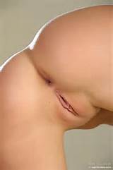 ... :Nice smooth pussy to be stroked! :-) http://strokemypuss.tumblr.com