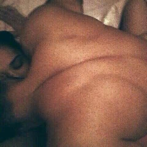 Demi Lovato Nude Leaked Pictures | AddictedToCelebs