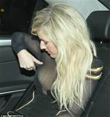 Ellie Goulding struggles to Contain her curves, but the nipple out of ...