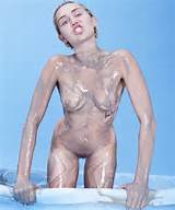 Miley Cyrus Finally Fully Nude