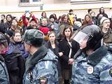 Pussy Riot members arrested in Russia (again)