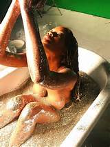 Erykah Badu nude - 4 Pics - xHamster.com