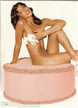 Kelly Rowland nude posing photos