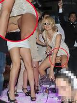 Paris Hilton Oops Upskirt and Pussy Lips Exposed!2_1