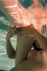 Fingering Pussy Underwater Photo