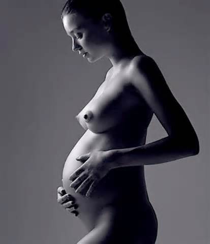 miranda-kerr-nude-tits-pregnant |