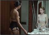 Emily Browning naked photos. Free nude celebrities.