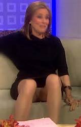 Meredith Viera Pantyhose Upskirt On TV's THE TODAY SHOW