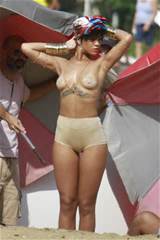 Rihanna.jpg in gallery Rihanna Nipple Slip (Picture 1) uploaded by ...