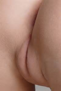 Innie Shaved Pussy Close Up