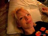 Cute emo girlfriend takes a cumshot to the face